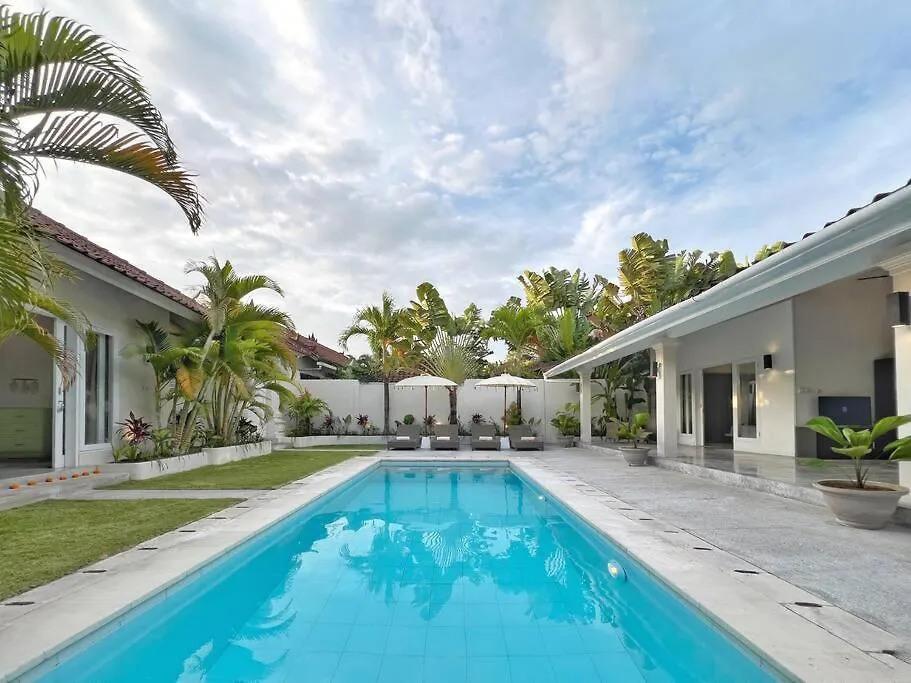 Fully Renovated Villa 3Br In Seminyak - Oberoi Indonesia