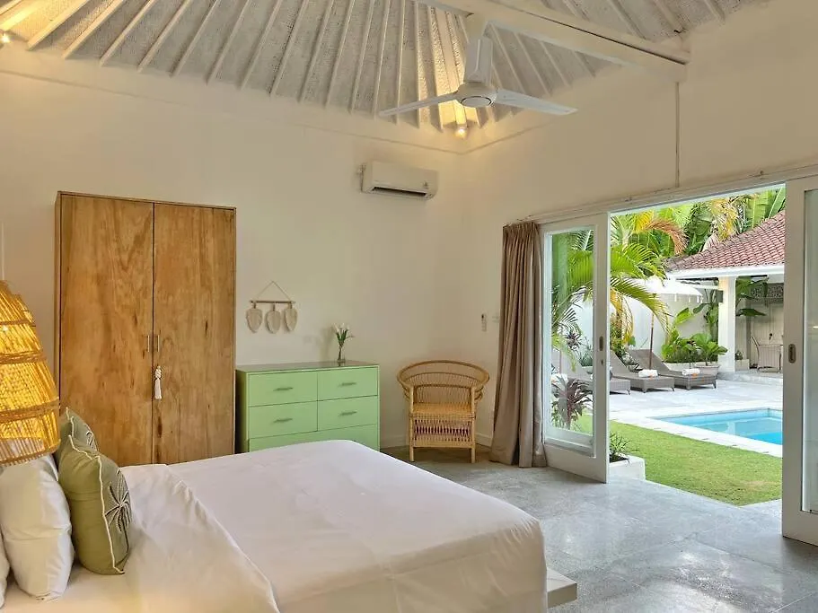 Fully Renovated Villa 3Br In Seminyak - Oberoi