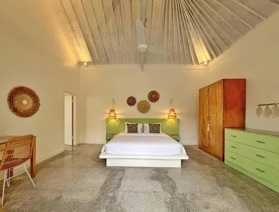 Fully Renovated Villa 3Br In Seminyak - Oberoi 0*, Seminyak (Bali) Indonesia