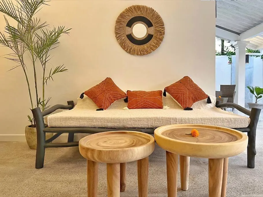 Fully Renovated Villa 3Br In Seminyak - Oberoi