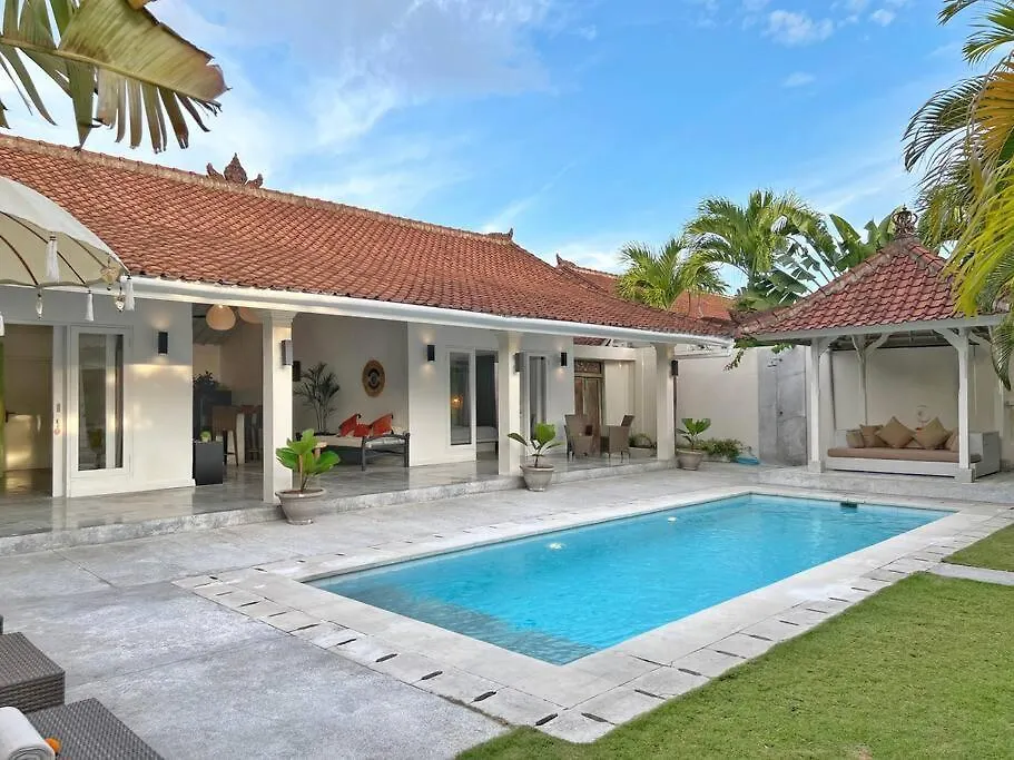 Fully Renovated Villa 3Br In Seminyak - Oberoi Indonesia